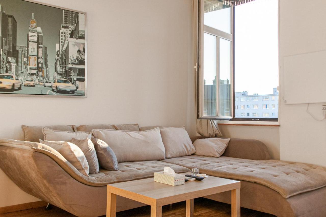 Joyful 2Br Shared Apt Near Millenium Tower & Danube River Wien Eksteriør billede