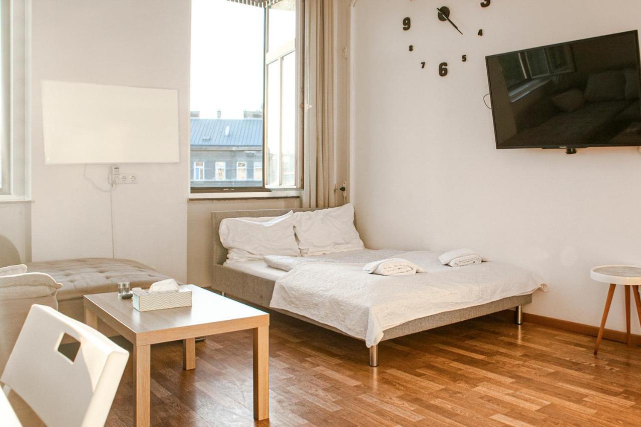 Joyful 2Br Shared Apt Near Millenium Tower & Danube River Wien Eksteriør billede