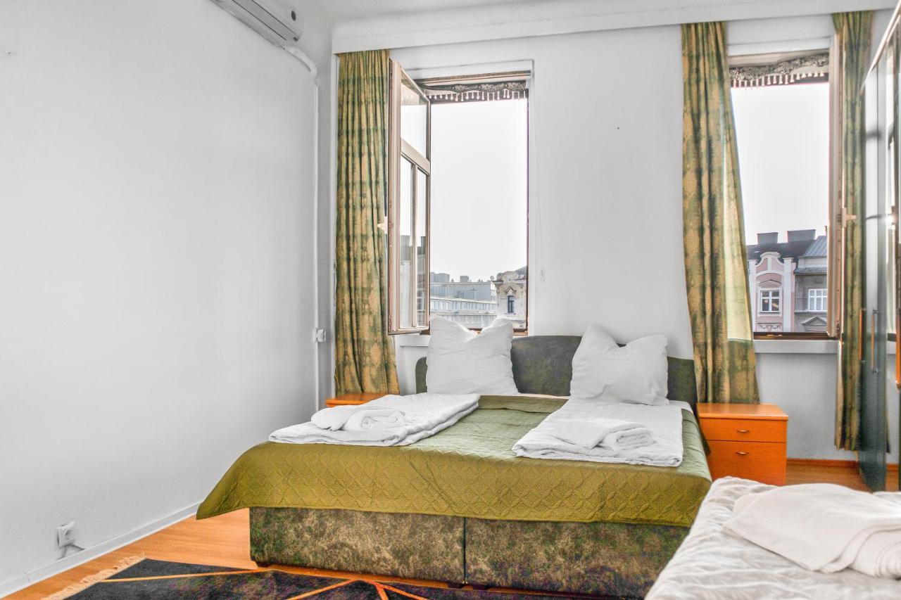 Joyful 2Br Shared Apt Near Millenium Tower & Danube River Wien Eksteriør billede